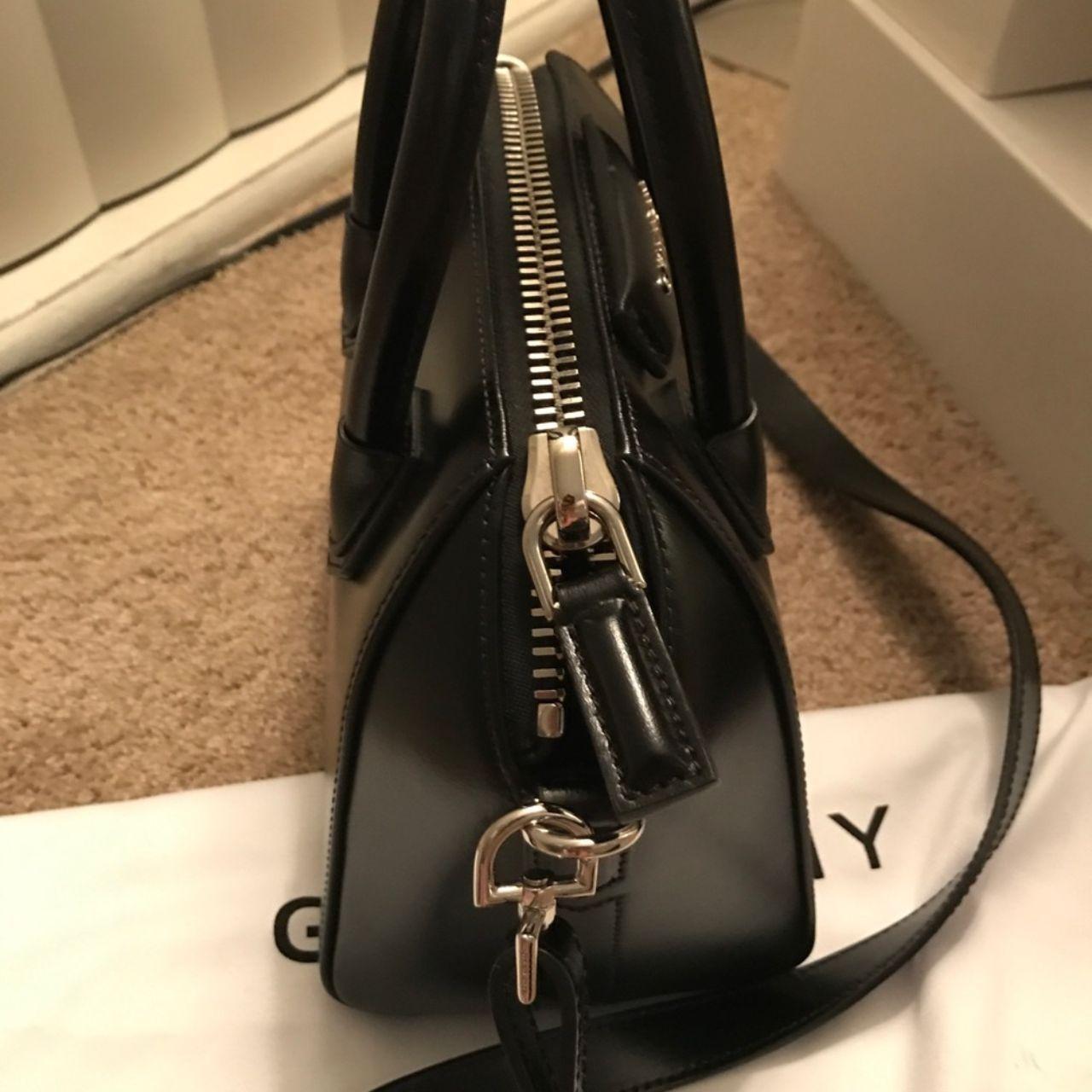 Givenchy MINI antigona black calfskin leathe SHW