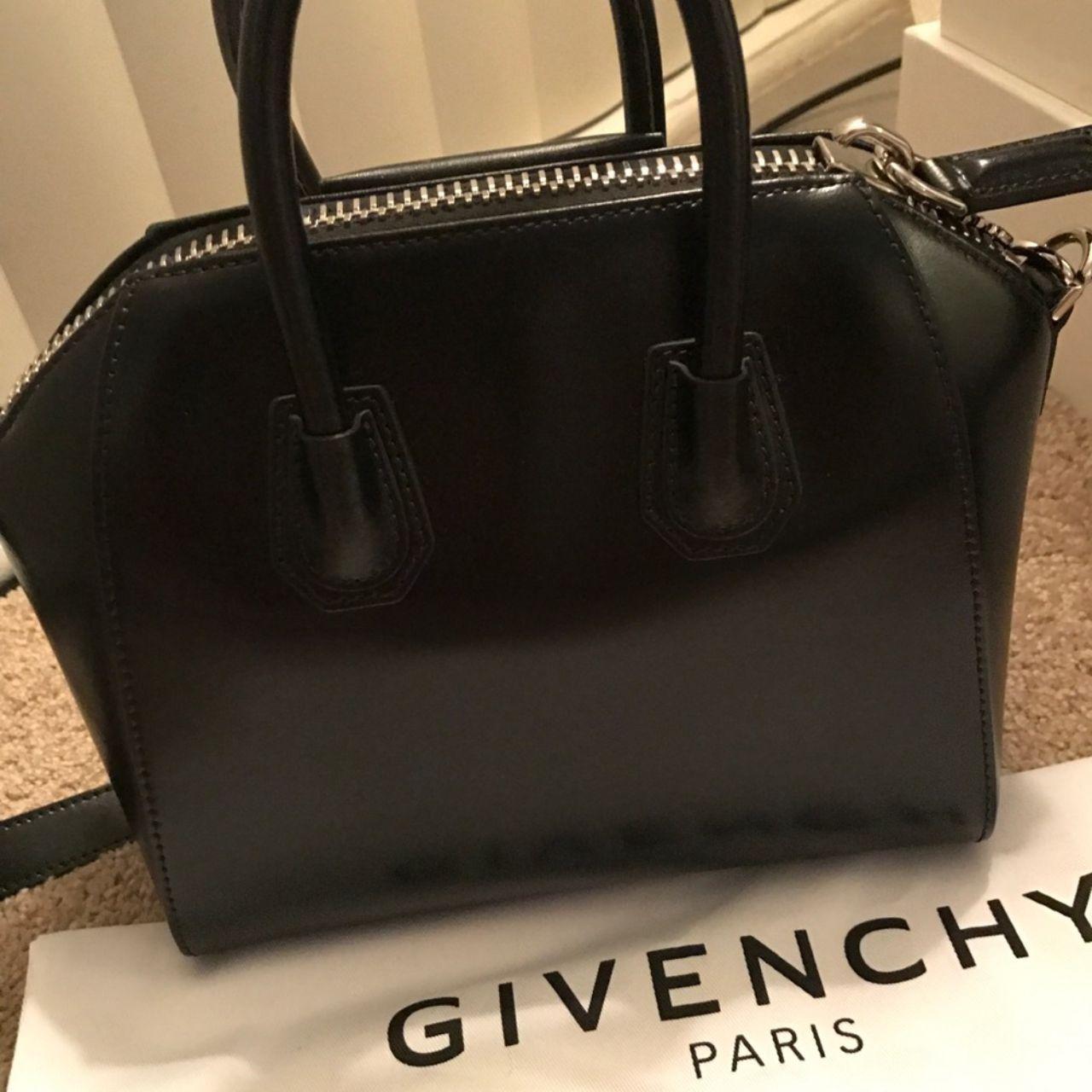 Givenchy MINI antigona black calfskin leathe SHW