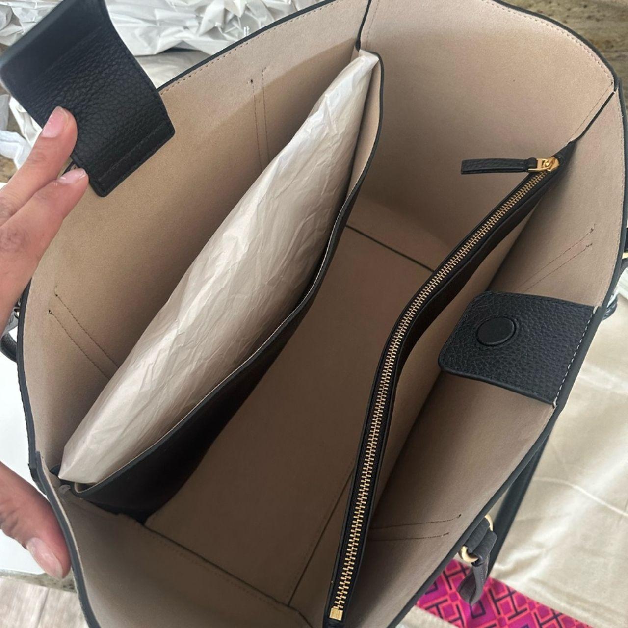 Last one ❤️🔥 New Tory Burch Thea large leather tote black