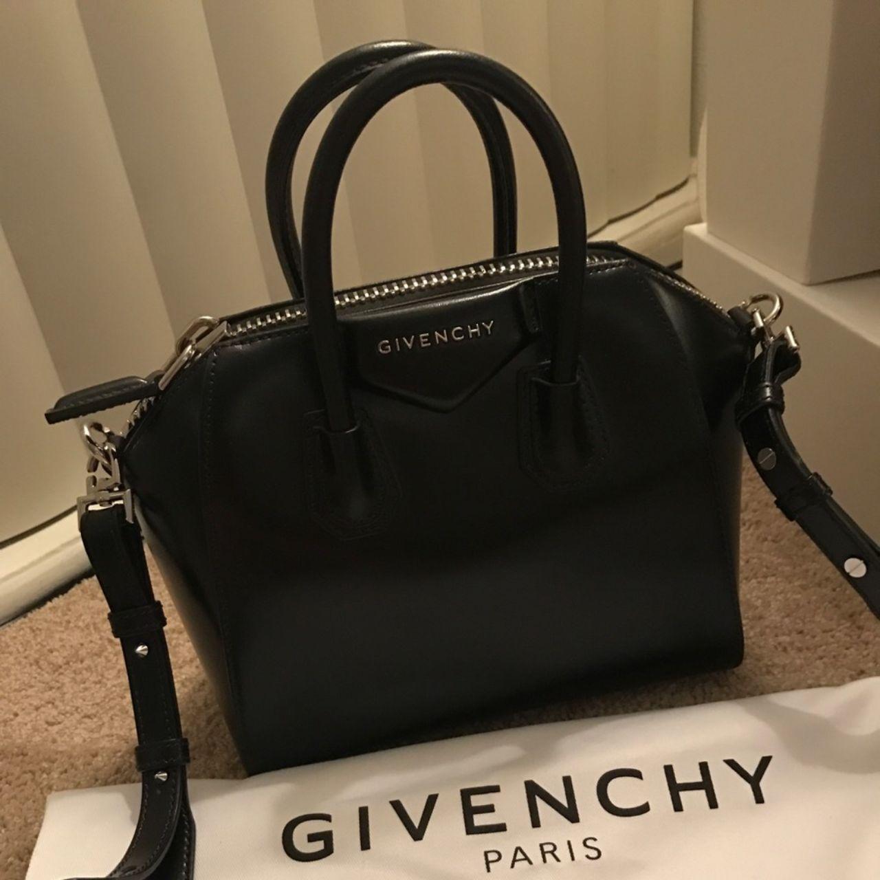 Givenchy MINI antigona black calfskin leathe SHW