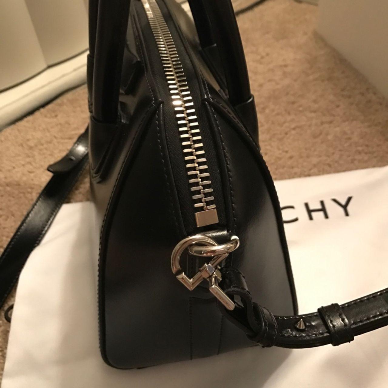 Givenchy MINI antigona black calfskin leathe SHW