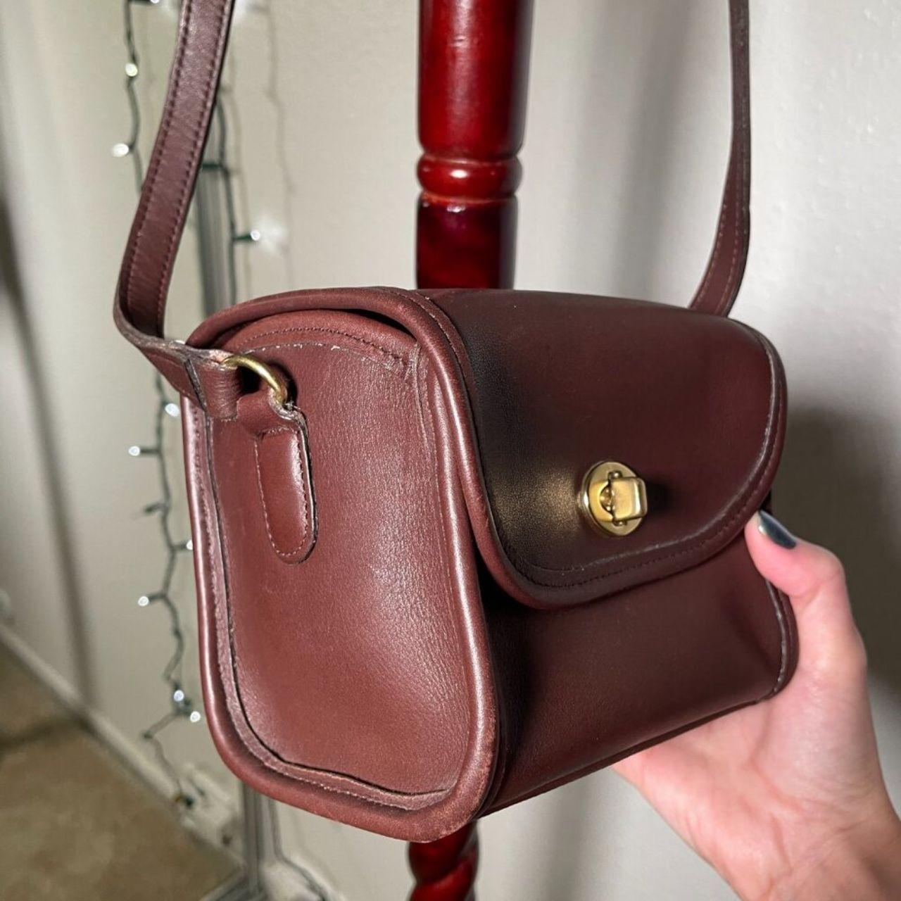 Vintage Coach pursea square purse! it's a vintage,...